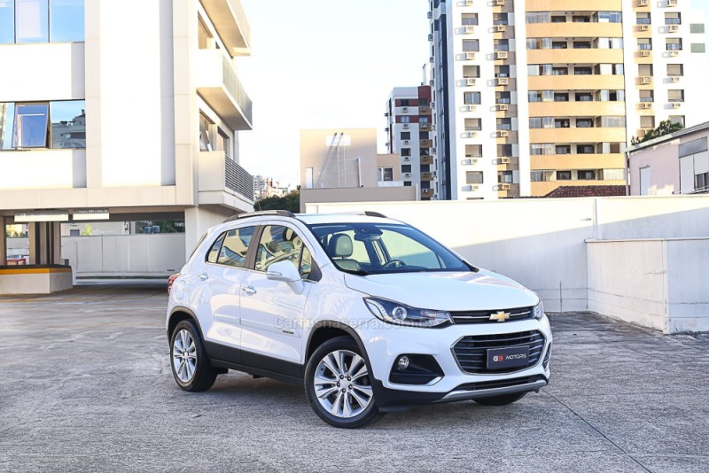 tracker 1.4 16v turbo flex premier automatico 2018 porto alegre