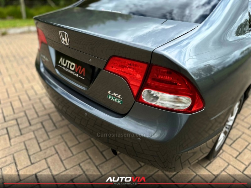 CIVIC 1.8 LXL 16V FLEX 4P AUTOMÁTICO - 2011 - SAPIRANGA