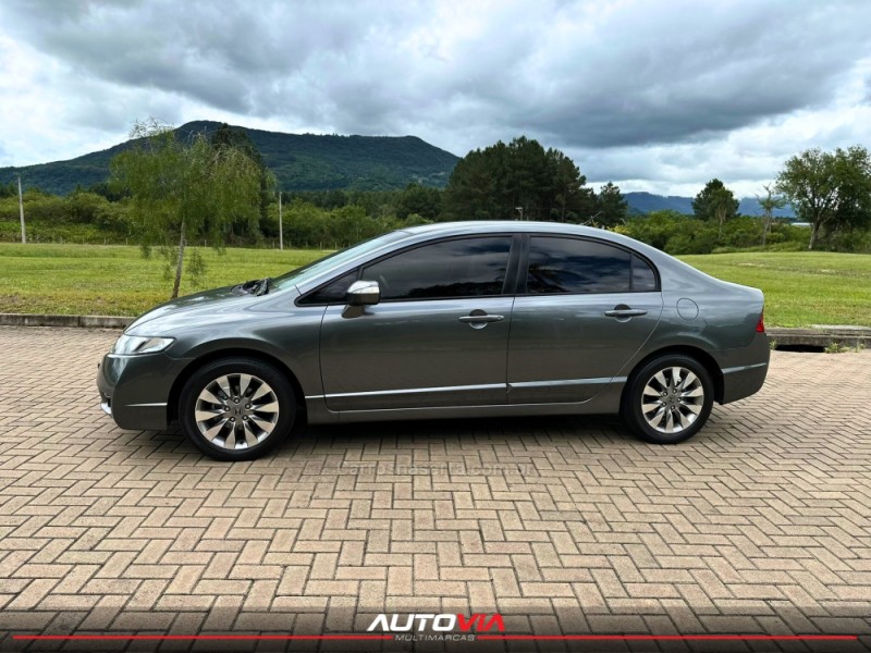 CIVIC 1.8 LXL 16V FLEX 4P AUTOMÁTICO - 2011 - SAPIRANGA