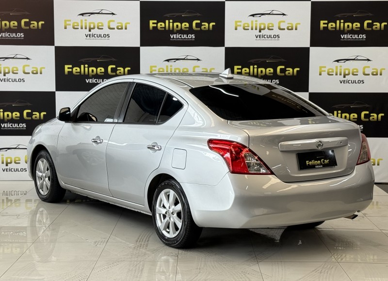 VERSA 1.6 16V FLEX SL 4P MANUAL - 2013 - CAXIAS DO SUL