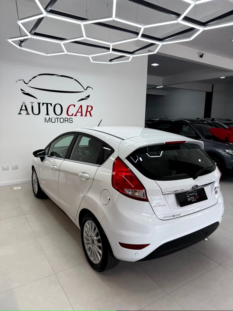 FIESTA 1.6 TITANIUM PLUS HATCH 16V FLEX 4P AUTOMÁTICO - 2016 - CAXIAS DO SUL