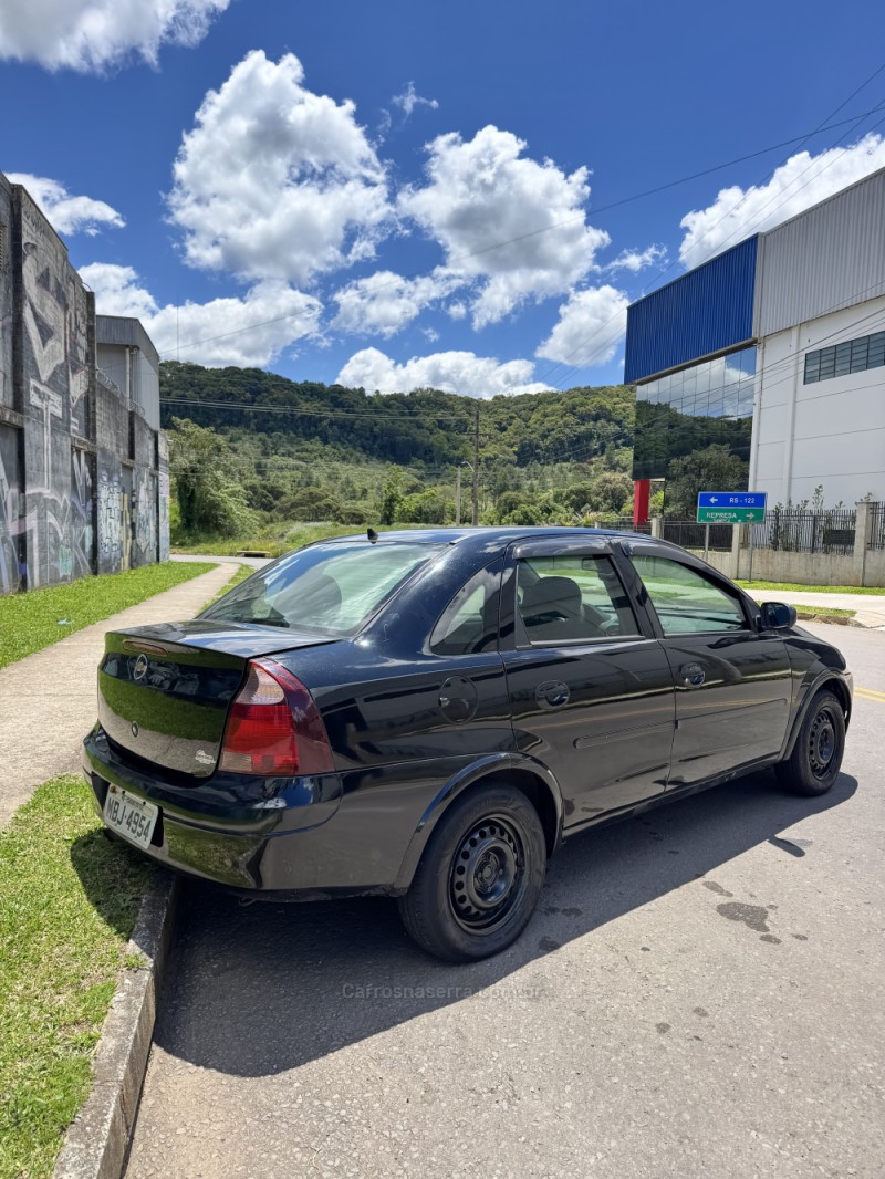 CORSA 1.0 MPFI JOY SEDAN 8V FLEX 4P MANUAL - 2003 - CAXIAS DO SUL