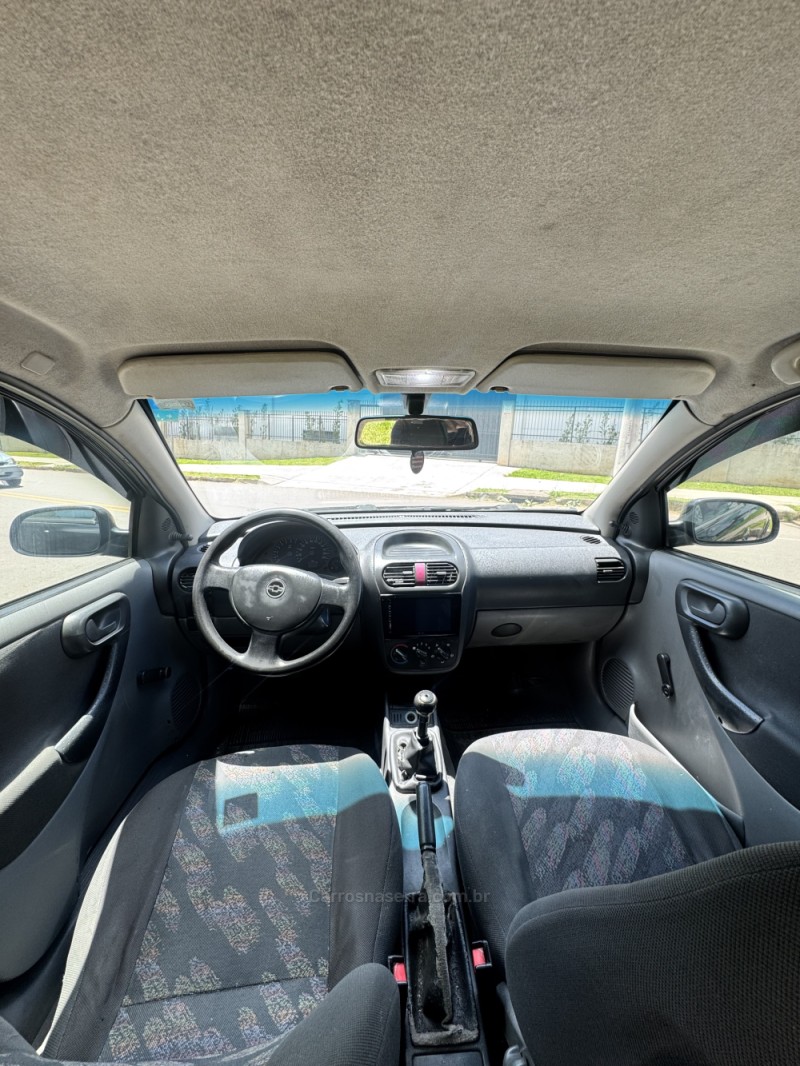 CORSA 1.0 MPFI JOY SEDAN 8V FLEX 4P MANUAL - 2003 - CAXIAS DO SUL