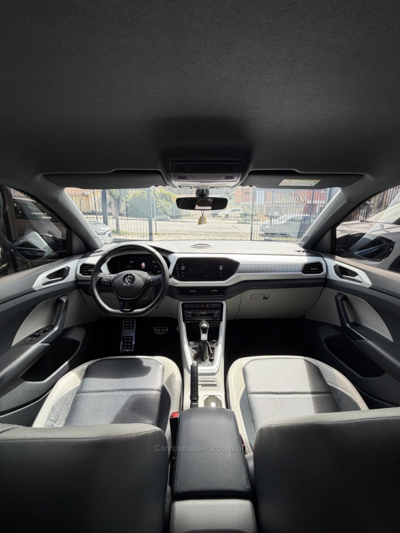 T-CROSS 1.4 HIGHLINE TSI 16V FLEX 4P AUTOMÁTICO - 2020 - CAXIAS DO SUL