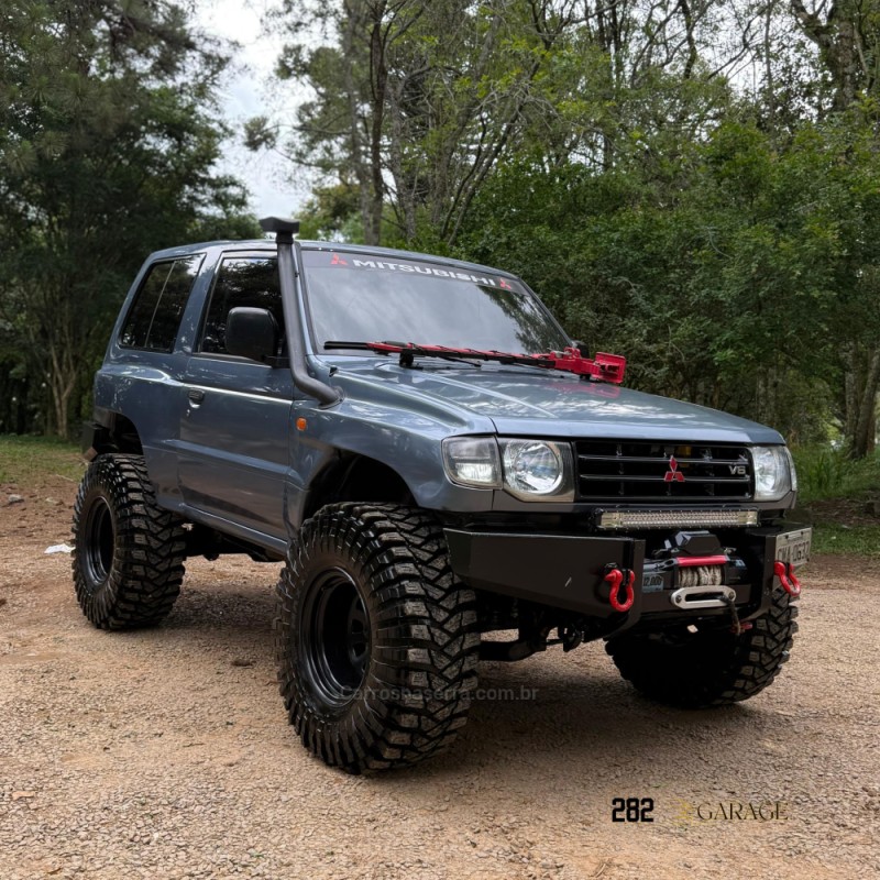 PAJERO 3.0 GLS-B 4X4 V6 24V GASOLINA 2P AUTOMÁTICO - 1998 - FARROUPILHA