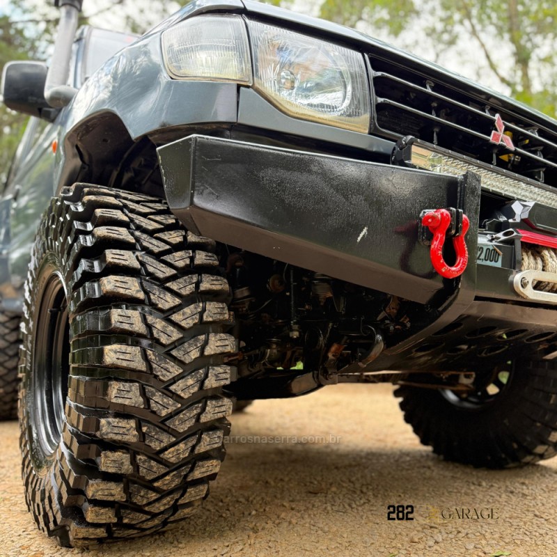 PAJERO 3.0 GLS-B 4X4 V6 24V GASOLINA 2P AUTOMÁTICO - 1998 - FARROUPILHA