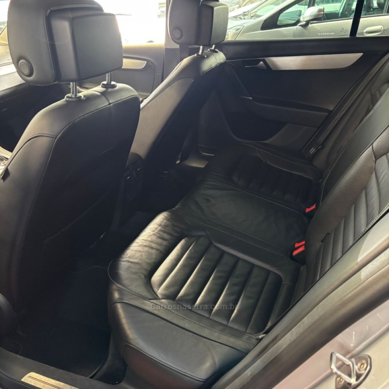 PASSAT 2.0 FSI COMFORTLINE 16V TURBO GASOLINA 4P TIPTRONIC - 2011 - PASSO FUNDO