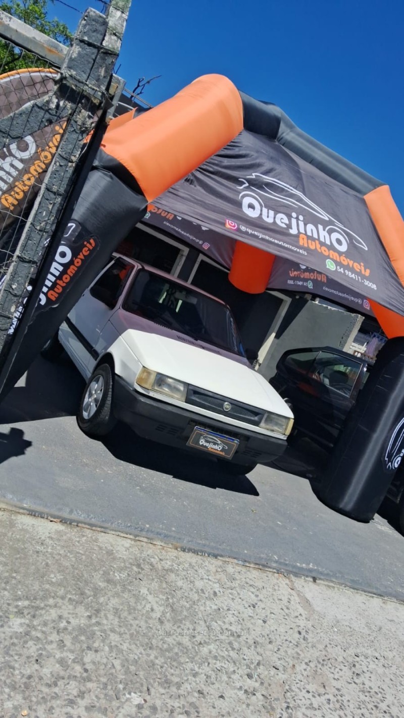 UNO  - 2002 - CAXIAS DO SUL