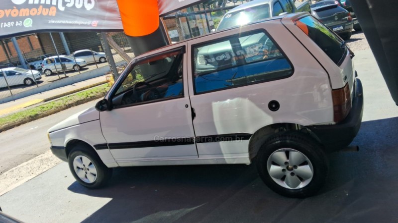 UNO  - 2002 - CAXIAS DO SUL