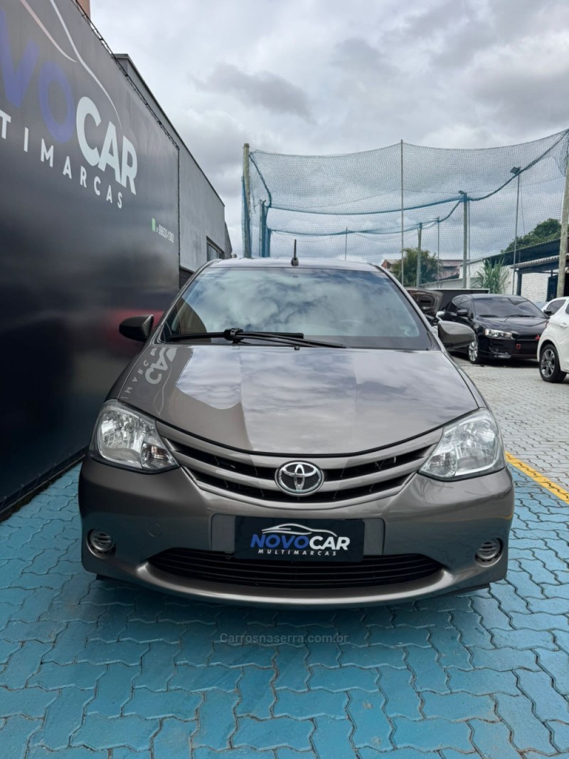ETIOS 1.3 X 16V FLEX 4P MANUAL - 2017 - ESTâNCIA VELHA