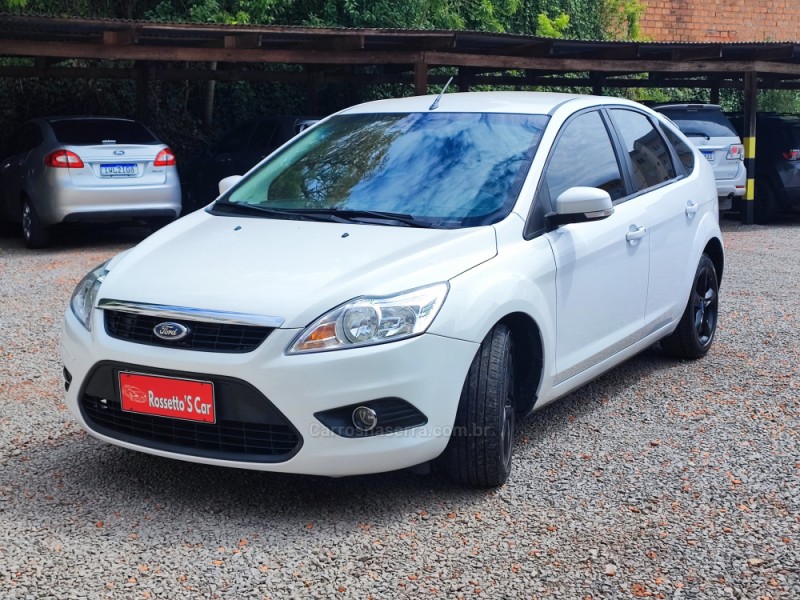 FOCUS 1.6 GLX 16V FLEX 4P MANUAL - 2012 - FARROUPILHA