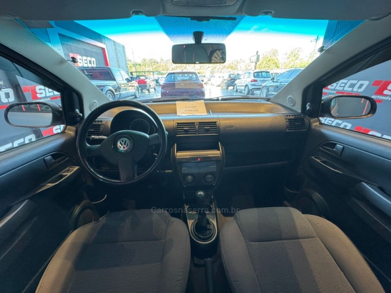 FOX 1.0 MI 8V FLEX 4P MANUAL - 2010 - PASSO FUNDO