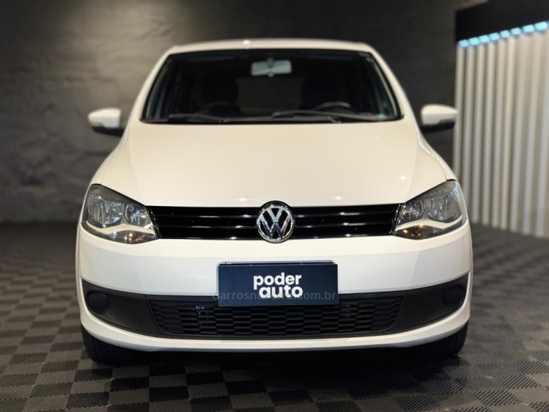 FOX 1.0 MI 8V FLEX 2P MANUAL - 2012 - FARROUPILHA