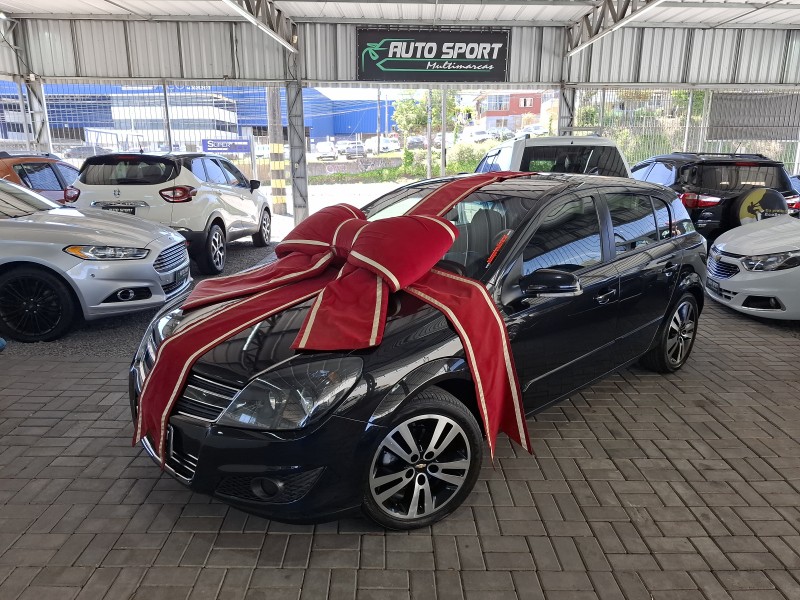 VECTRA 2.0 MPFI GT HATCH 8V FLEX 4P MANUAL - 2011 - CAXIAS DO SUL