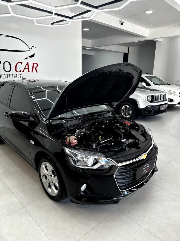 ONIX 1.0 LTZ 12V TURBO FLEX 4P MANUAL - 2023 - CAXIAS DO SUL