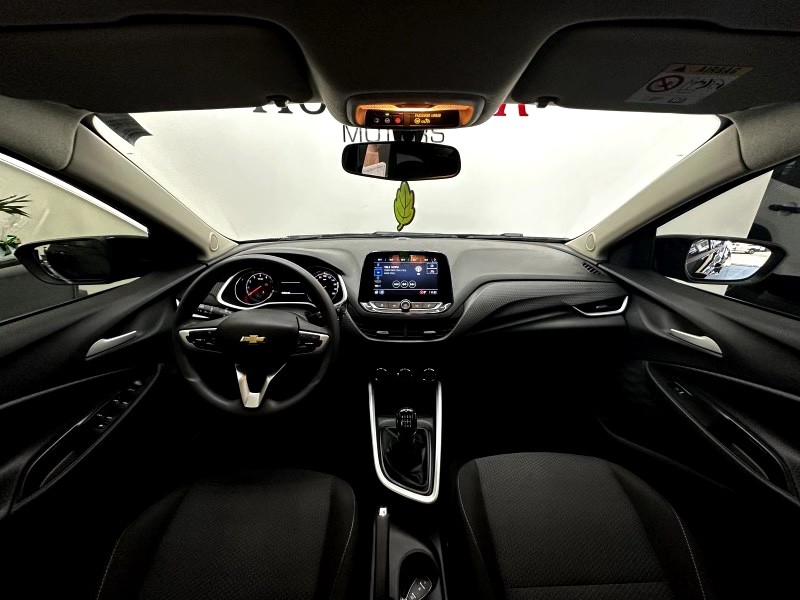 ONIX 1.0 LTZ 12V TURBO FLEX 4P MANUAL - 2023 - CAXIAS DO SUL