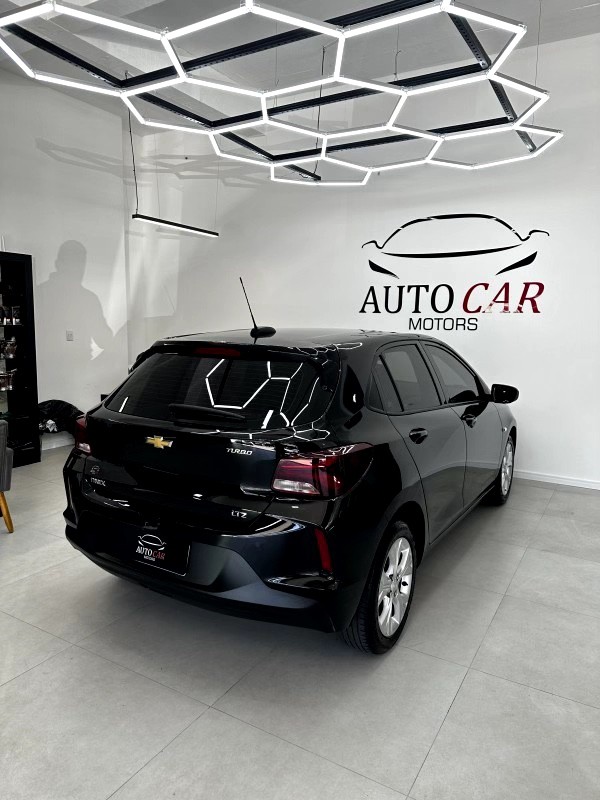 ONIX 1.0 LTZ 12V TURBO FLEX 4P MANUAL - 2023 - CAXIAS DO SUL
