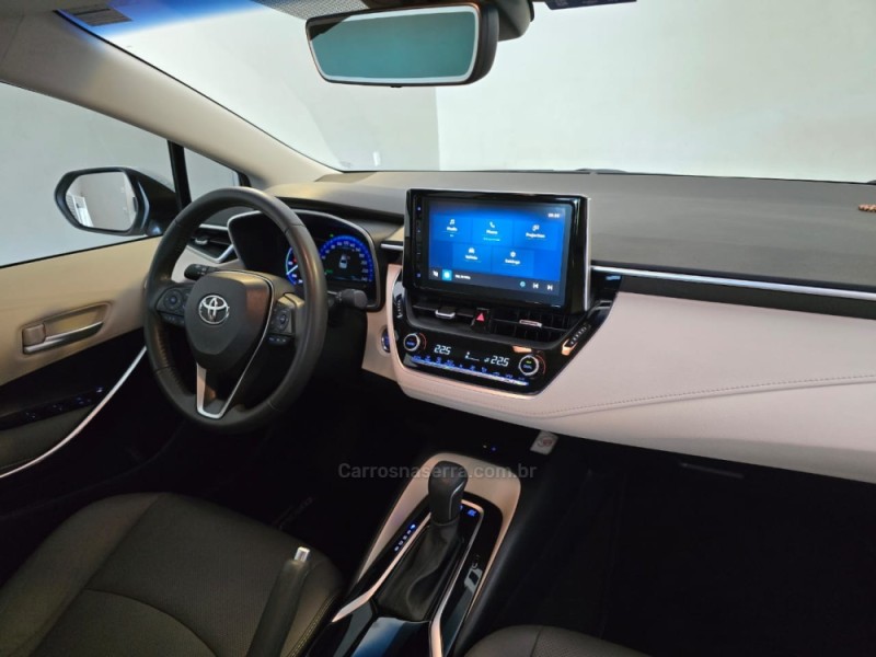 COROLLA 1.8 ALTIS PREMIUM 16V HÍBRIDO 4P AUTOMÁTICO - 2023 - BENTO GONçALVES