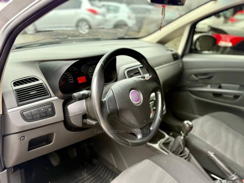 PUNTO 1.4 ATTRACTIVE 8V FLEX 4P MANUAL - 2011 - CAXIAS DO SUL