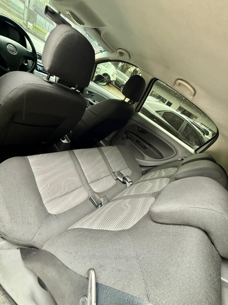 PUNTO 1.4 ATTRACTIVE 8V FLEX 4P MANUAL - 2011 - CAXIAS DO SUL