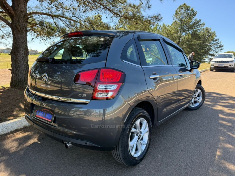 C3 1.6 EXCLUSIVE 16V FLEX 4P AUTOMÁTICO - 2013 - VACARIA