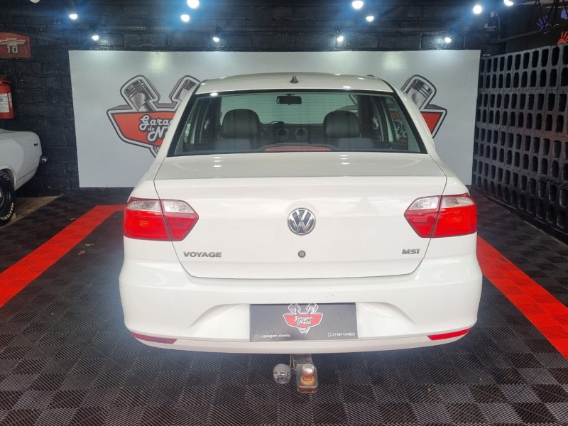 VOYAGE 1.6 MI TRENDLINE 8V FLEX 4P MANUAL - 2016 - TEUTôNIA