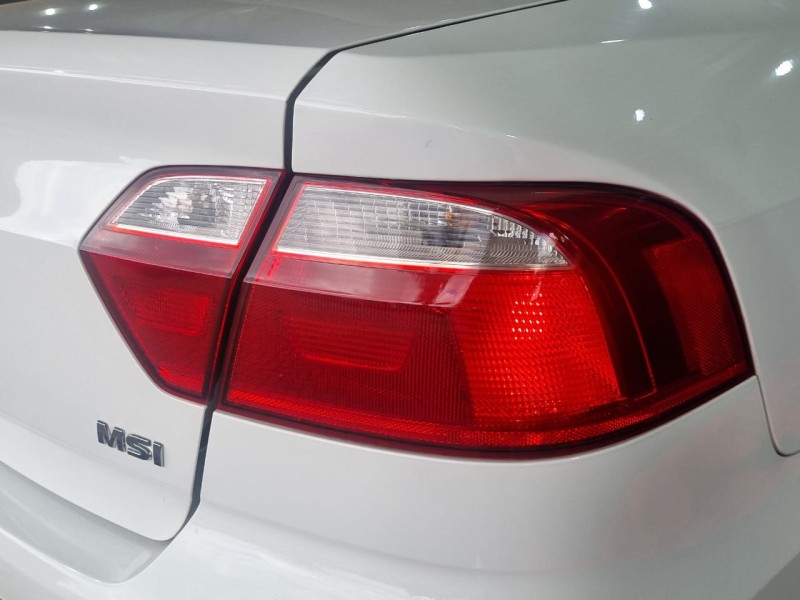 VOYAGE 1.6 MI TRENDLINE 8V FLEX 4P MANUAL - 2016 - TEUTôNIA