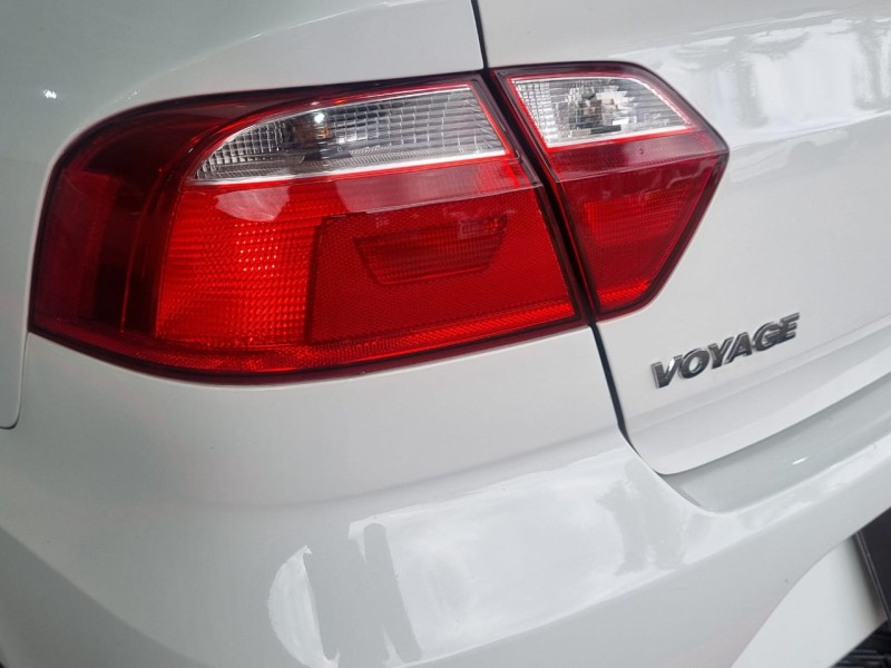 VOYAGE 1.6 MI TRENDLINE 8V FLEX 4P MANUAL - 2016 - TEUTôNIA