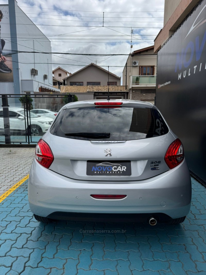 208 1.6 GRIFFE 16V FLEX 4P AUTOMÁTICO - 2015 - ESTâNCIA VELHA