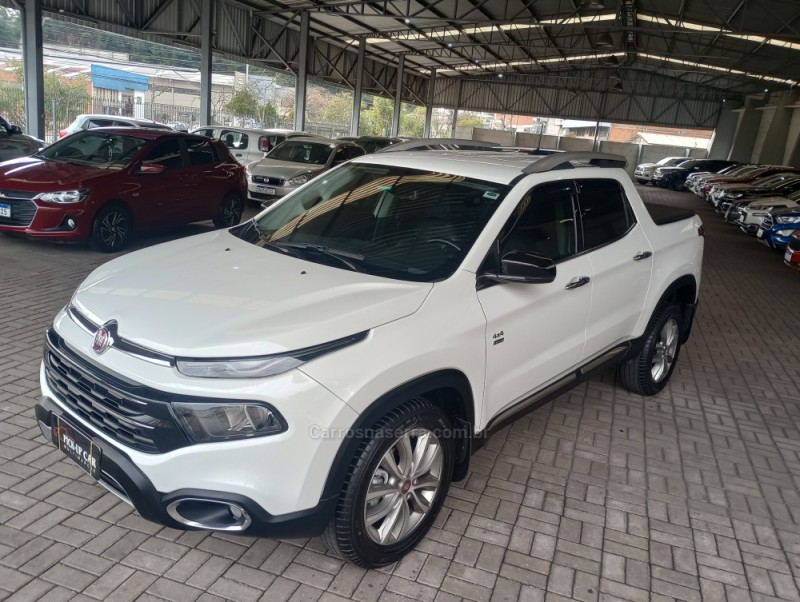 TORO 2.0 16V TURBO DIESEL VOLCANO AT9 4X4 AUTOMÁTICO - 2020 - CAXIAS DO SUL