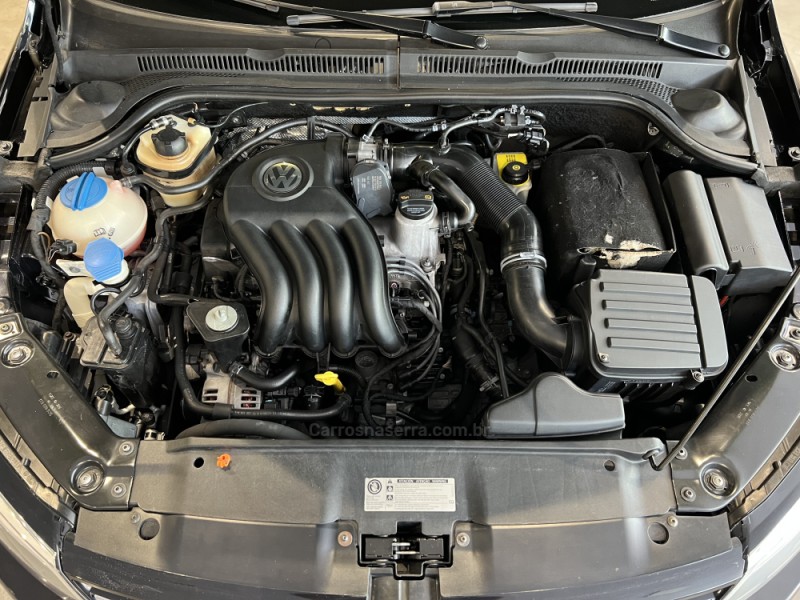 JETTA 2.0 COMFORTLINE FLEX 4P TIPTRONIC - 2013 - CAXIAS DO SUL