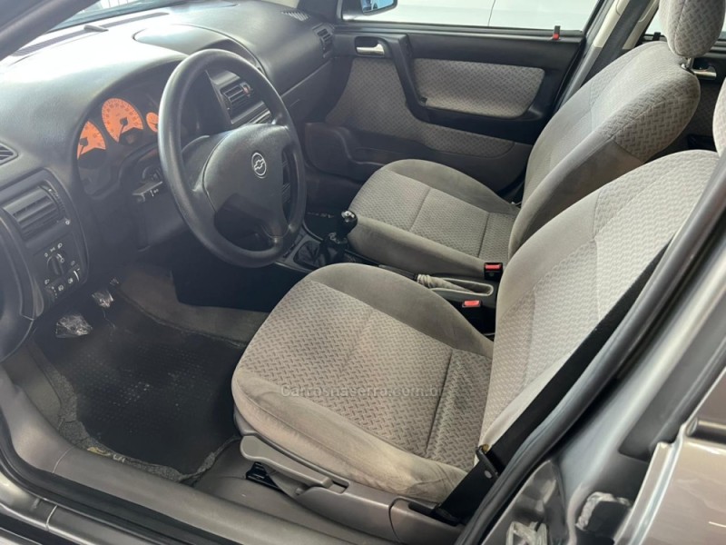 ASTRA 2.0 MPFI CD SEDAN 8V GASOLINA 4P MANUAL - 2004 - CAXIAS DO SUL