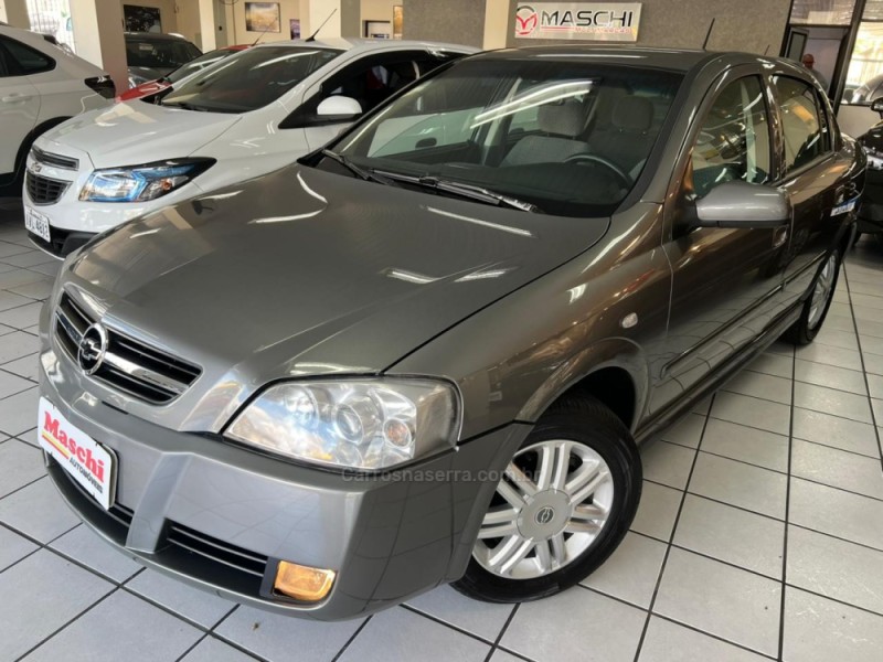 astra 2.0 mpfi cd sedan 8v gasolina 4p manual 2004 caxias do sul