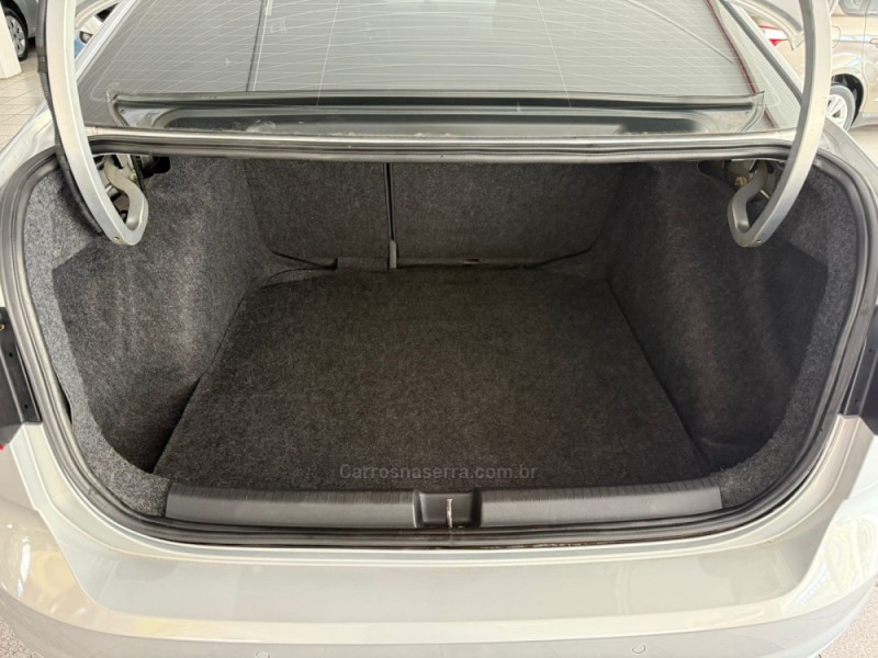 VIRTUS 1.0 200 TSI HIGHLINE AUTOMÁTICO - 2019 - NOVO HAMBURGO