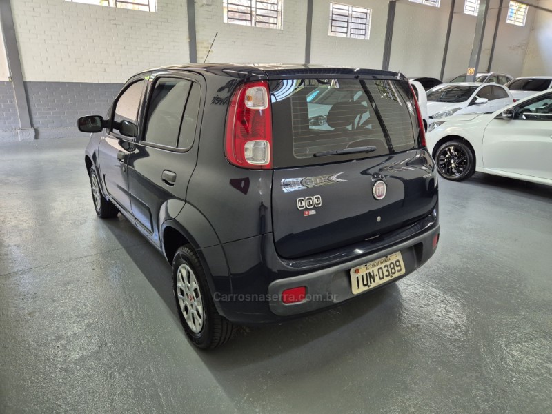 UNO 1.0 EVO VIVACE 8V FLEX 4P MANUAL - 2014 - GARIBALDI