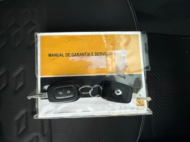 DUSTER OROCH 2.0 16V FLEX DYNAMIQUE 4P MANUAL - 2016 - NOVO HAMBURGO