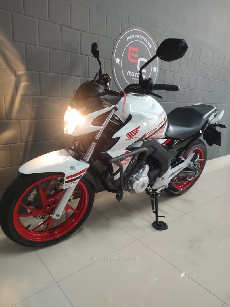 CB 250F TWISTER CBS - 2022 - CAXIAS DO SUL