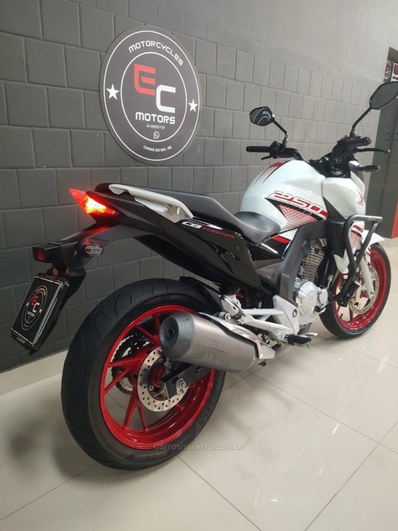 CB 250F TWISTER CBS - 2022 - CAXIAS DO SUL