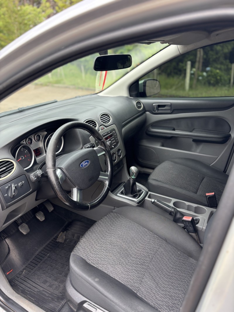 FOCUS 1.6 SE 16V FLEX 4P MANUAL - 2010 - SANANDUVA