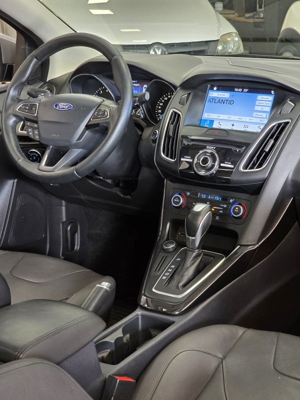 FOCUS 2.0 TITANIUM SEDAN 16V FLEX 4P AUTOMÁTICO - 2017 - CAXIAS DO SUL