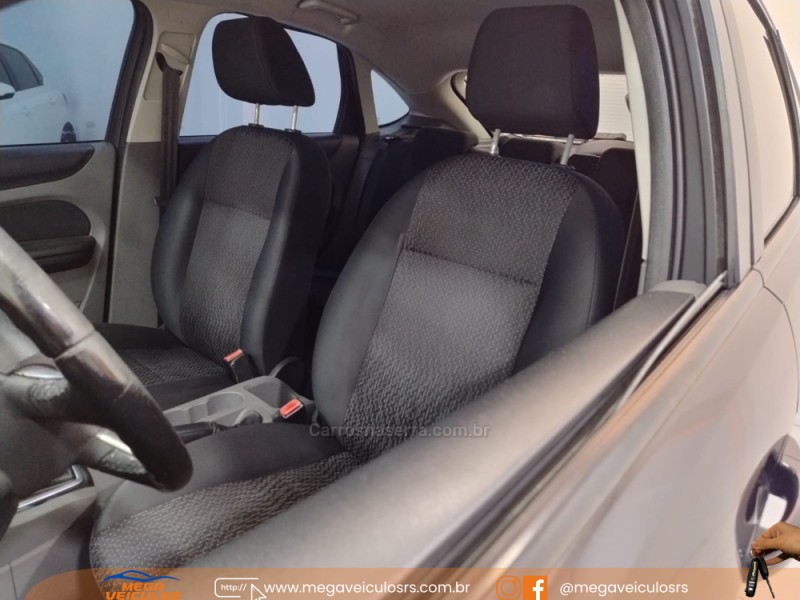 FOCUS 1.6 GL 8V FLEX 4P MANUAL - 2012 - BENTO GONçALVES