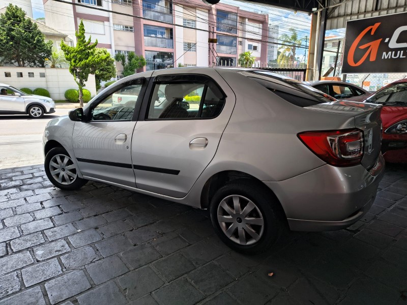 LOGAN 1.0 EXPRESSION 16V FLEX 4P MANUAL - 2015 - CAXIAS DO SUL