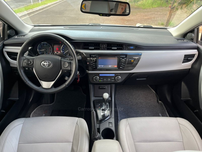 COROLLA 2.0 XEI 16V FLEX 4P AUTOMÁTICO - 2017 - DOIS IRMãOS