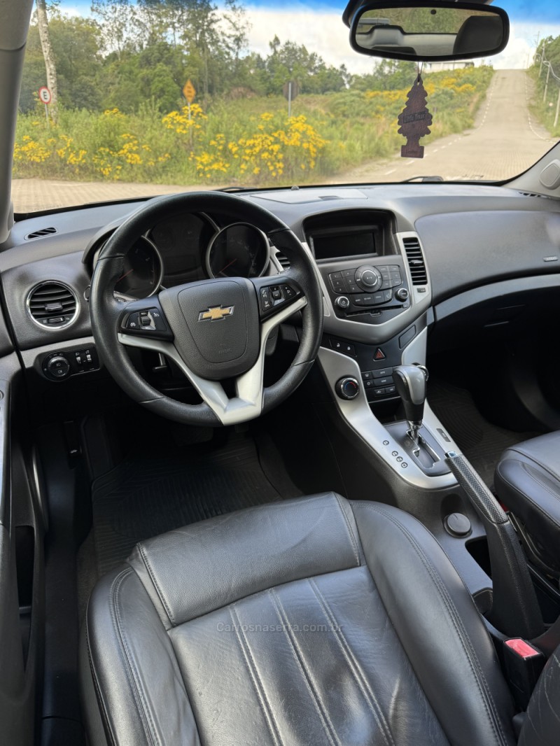 CRUZE 1.8 LT 16V FLEX 4P AUTOMÁTICO - 2014 - CARLOS BARBOSA