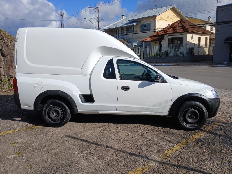 MONTANA 1.4 MPFI COMBO FURGÃO 8V ECONO FLEX 2P MANUAL - 2010 - FARROUPILHA