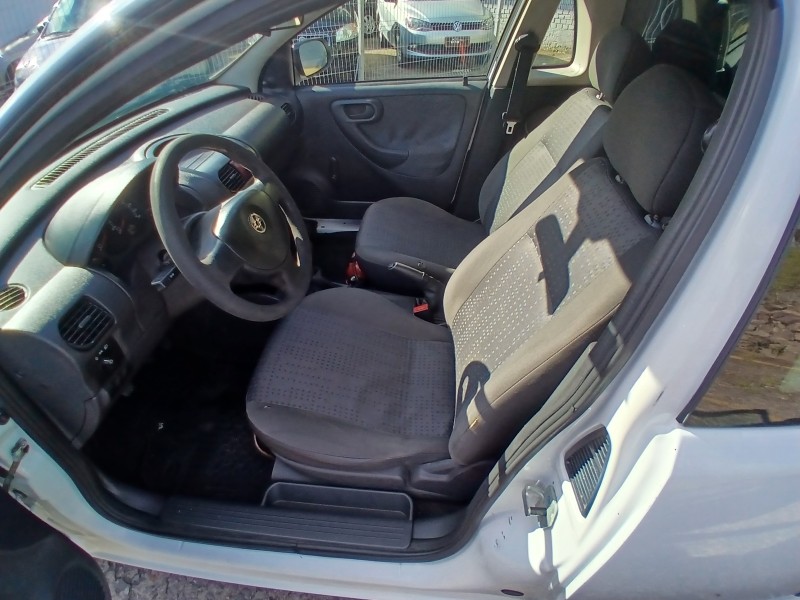 MONTANA 1.4 MPFI COMBO FURGÃO 8V ECONO FLEX 2P MANUAL - 2010 - FARROUPILHA