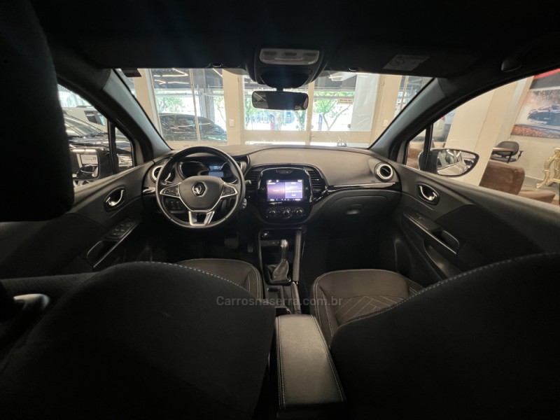 CAPTUR 1.3 ZEN 16V TURBO FLEX 4P AUTOMÁTICO - 2022 - NOVO HAMBURGO