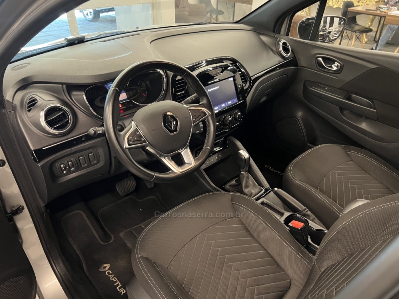 CAPTUR 1.3 ZEN 16V TURBO FLEX 4P AUTOMÁTICO - 2022 - NOVO HAMBURGO