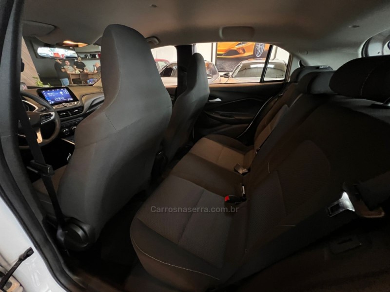 ONIX 1.0 LT 12V TURBO FLEX 4P AUTOMÁTICO - 2023 - CAMPO BOM
