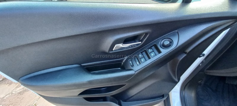 TRACKER 1.4 16V TURBO FLEX LT AUTOMÁTICO - 2018 - PICADA CAFé